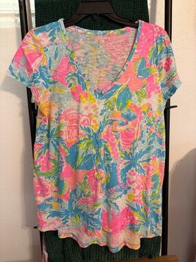 Lilly Pulitzer Tropical V-Neck Tee in Pink, Blue & Yellow